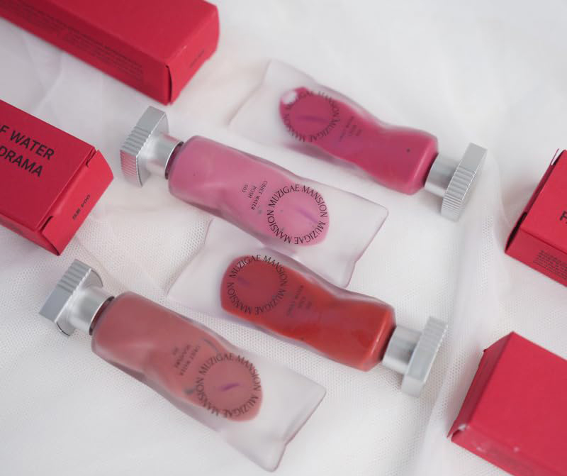 10 Best Cosmetic Packaging Design Ideas - 2024 08 Muzigae Mansion Packaging Design 2