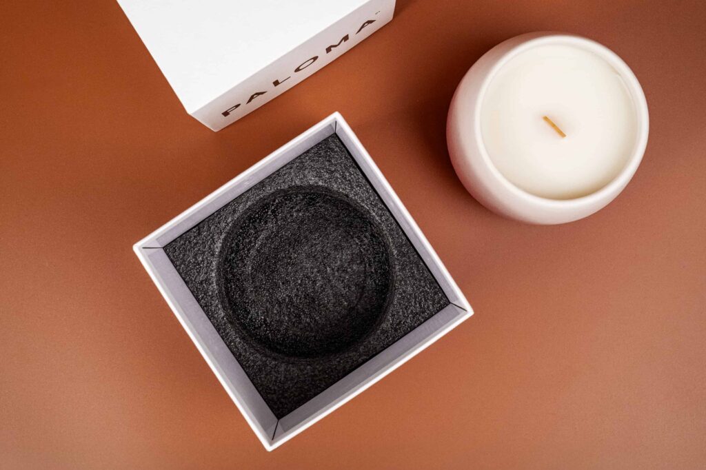 A short foam insert is used in the candle box.